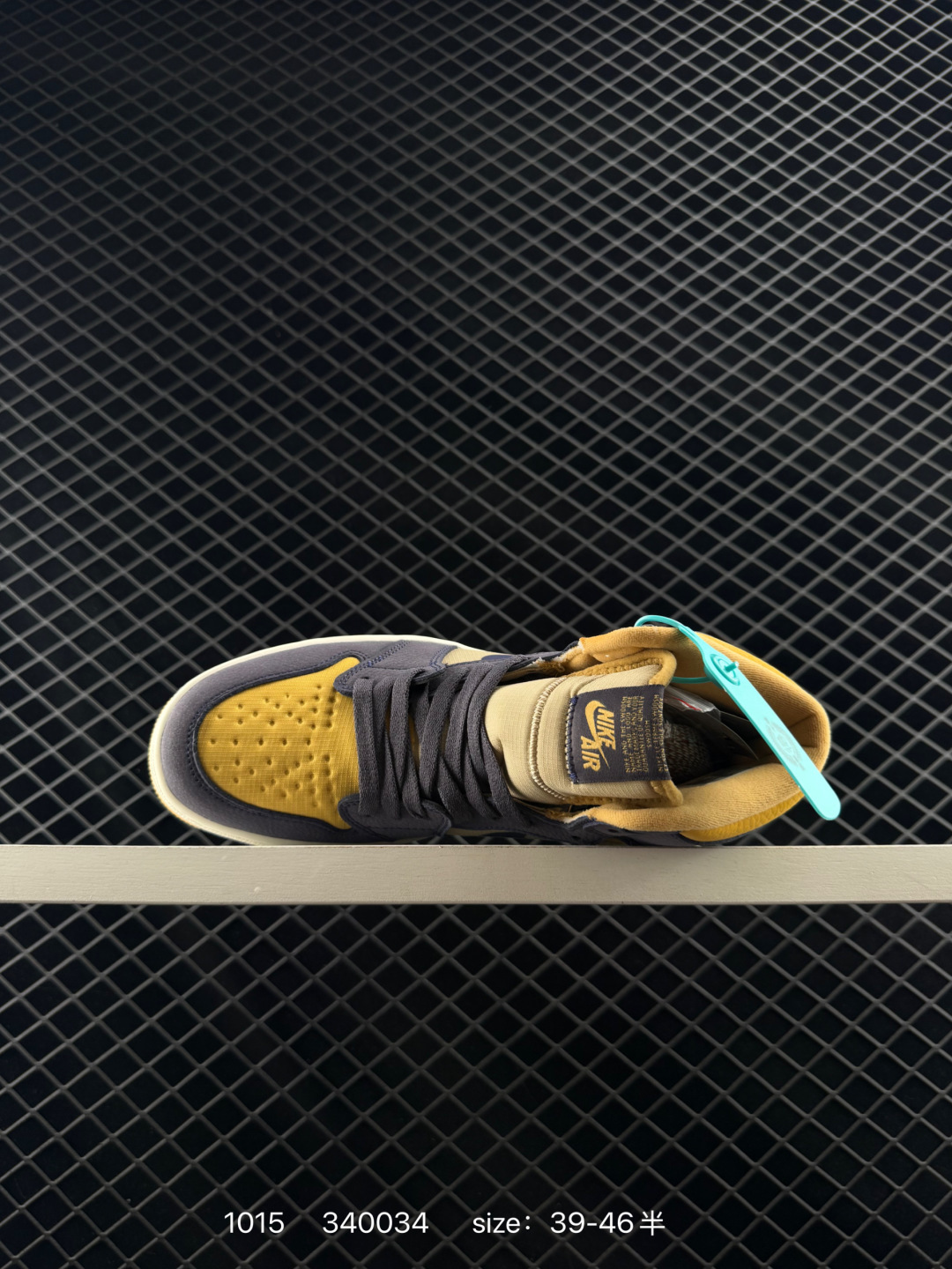 Nike Air Jordan 1 Retro High OG”Black/White“